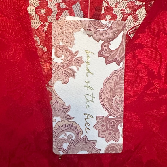 Band of the Free Women's Nahara Long Sleeve Self Tie Top - Picture 7 of 8